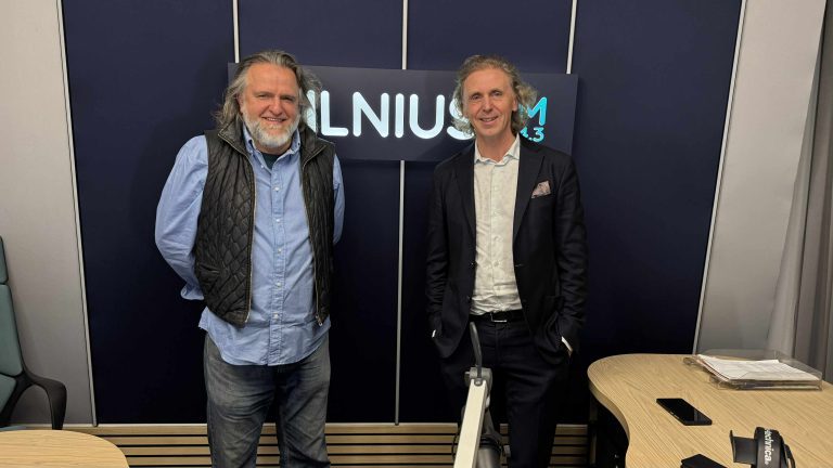 „Skanus Vilnius“ vedėjas Arūnas Starkus, svečias Vaidotas Burbulis