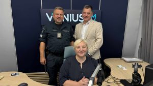 VILNIAUS RITMU. Ramūnas Matonis ir Vytautas Grašys: Ginti. Saugoti. Padėti: policijos darbo realijos 21-ajame amžiuje