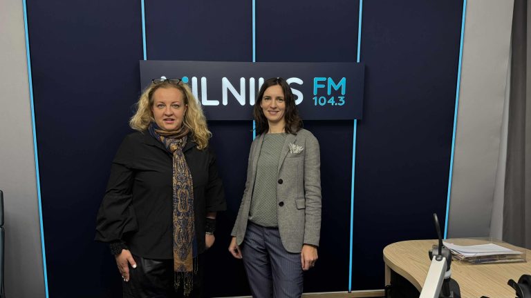 Gintarė Grašytė - aplinkosaugos specialistė, pelėdų tyrinėtoja. Laidos vedėja - Kristina Kanišauskaitė-Šaltmerė