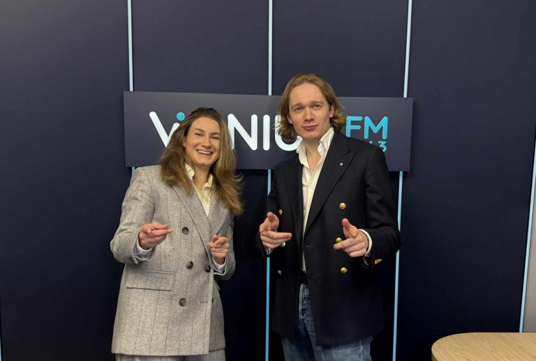 Greta Vislockytė Investavimo specialistė. Laidos vedėjas Petras Tursa - Vileišis