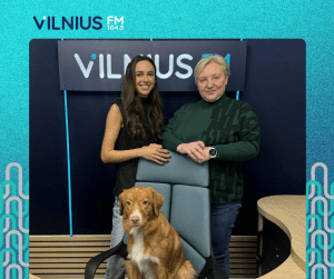 VILNIAUS RITMU. Justyna Gumbrevičė: „Puppy yoga“ ir gyvenimo džiaugsmas keturiomis letenomis