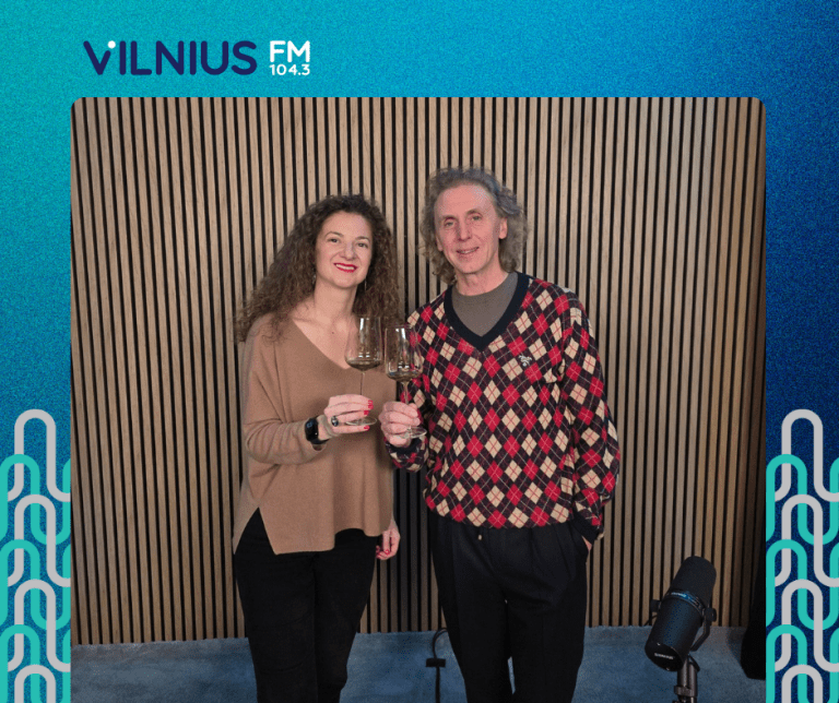 Liana Davletšina - „Itališko skonio gurmanai“ įkūrėja, someljė, alyvuogių aliejaus ekspertė ir tarptautinių čempionatų teisėja. . Laidą veda Arūnas Starkus