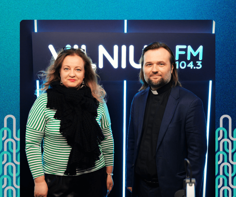 kunigas Algirdas Toliatas, laidoje Gyvenimo papartėliai