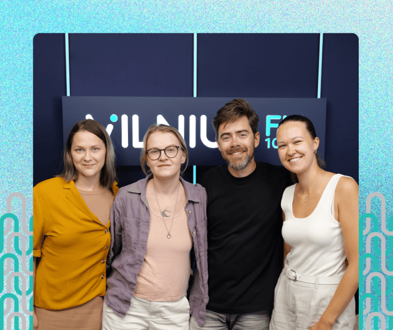šiuolaikinio cirko kūrėjos Elena Kosovec ir Izabelė Kuzelytė – šiuolaikinio cirko trupės “Taigi Cirkas” kūrėjos, - ir Gabrielė Kondrotaitė, šiuolaikinio cirko festivalio “Helium” programos sudarytoja, laidoje Labas, Vilniau!